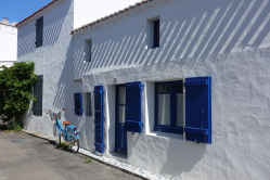 Autour de l'glise Saint Philbert, Noirmoutier, 2019